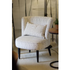 Jacquard Trancoso revestindo a poltrona Nikita