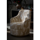 Jacquard Lençóis Maranhenses revestindo a poltrona Pacaraima